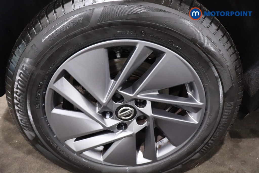 Nissan Qashqai Acenta Premium Automatic Petrol SUV - Stock Number (1605360) - 9th supplementary image