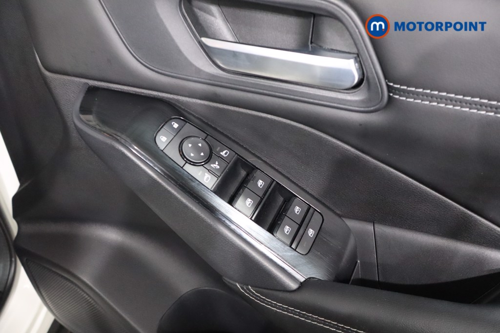 Nissan Qashqai Acenta Premium Automatic Petrol SUV - Stock Number (1605360) - 25th supplementary image