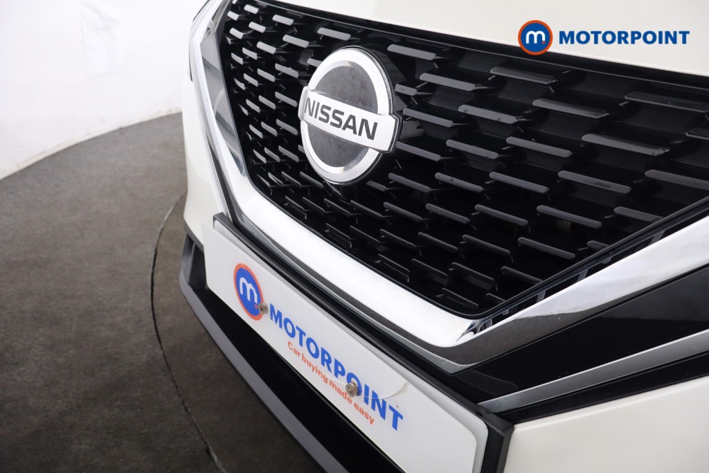 Nissan Qashqai Acenta Premium Automatic Petrol SUV - Stock Number (1605360) - 29th supplementary image