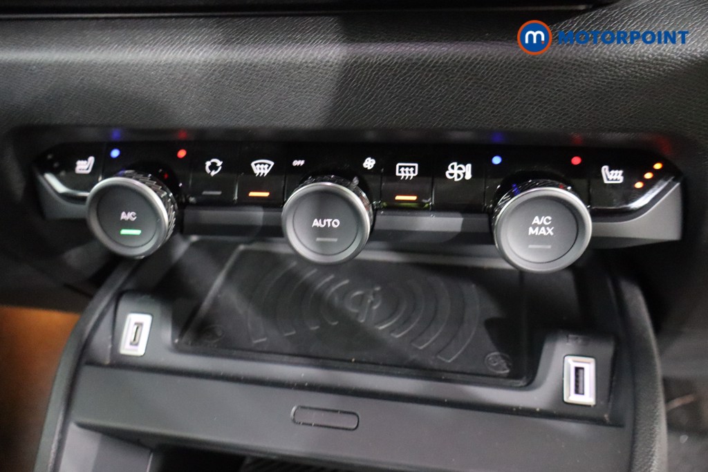 Citroen C4 E-Series Automatic Electric Hatchback - Stock Number (1605435) - 13th supplementary image