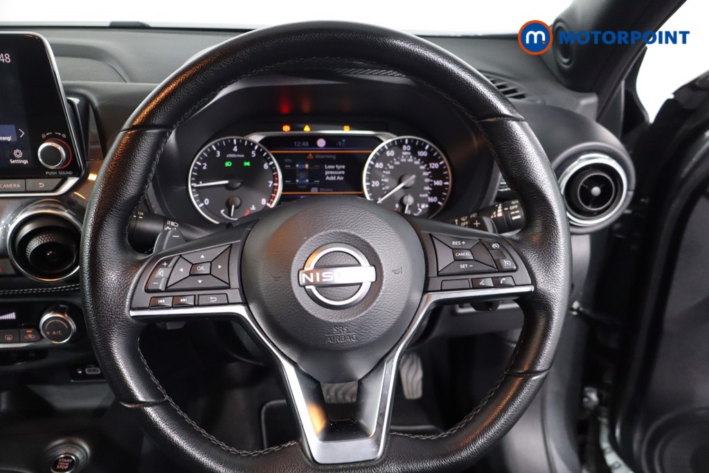 Nissan Juke N-Connecta Automatic Petrol SUV - Stock Number (1605436) - 6th supplementary image