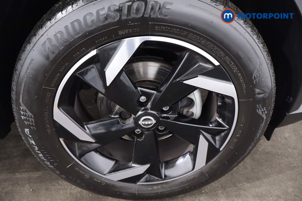 Nissan Juke N-Connecta Automatic Petrol SUV - Stock Number (1605436) - 10th supplementary image