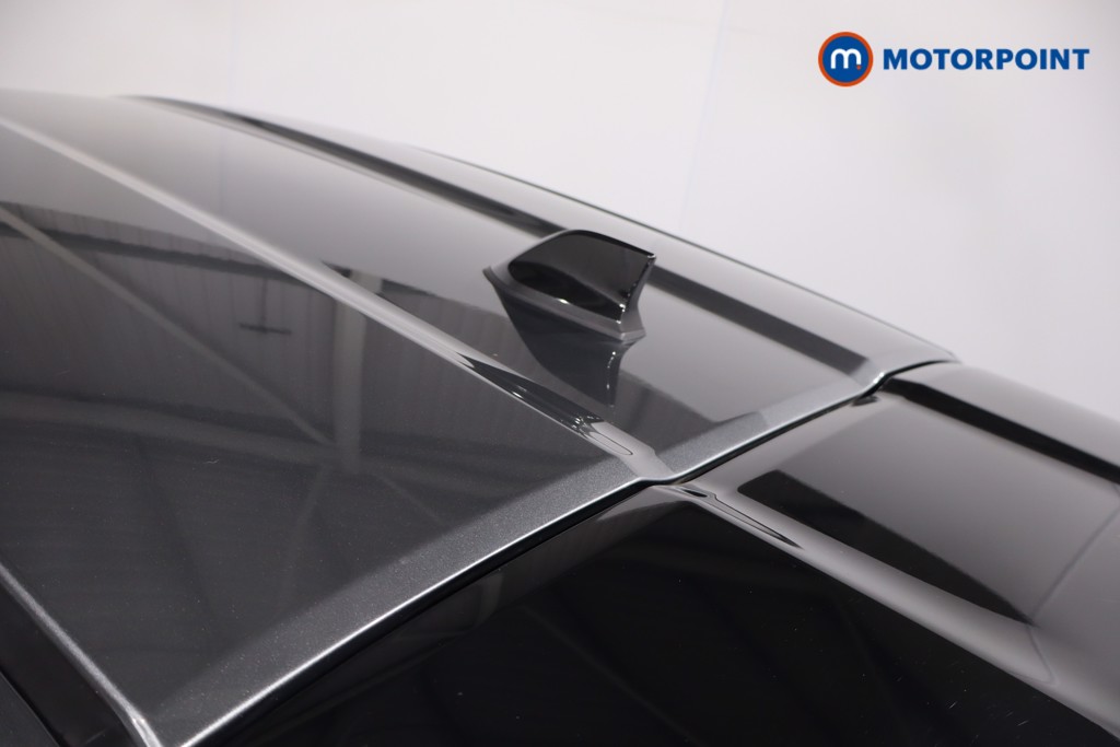 Nissan Juke N-Connecta Automatic Petrol SUV - Stock Number (1605436) - 32nd supplementary image