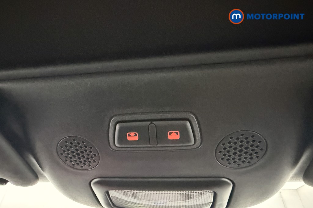 Fiat 500 RED Manual Petrol Convertible - Stock Number (1605554) - 4th supplementary image