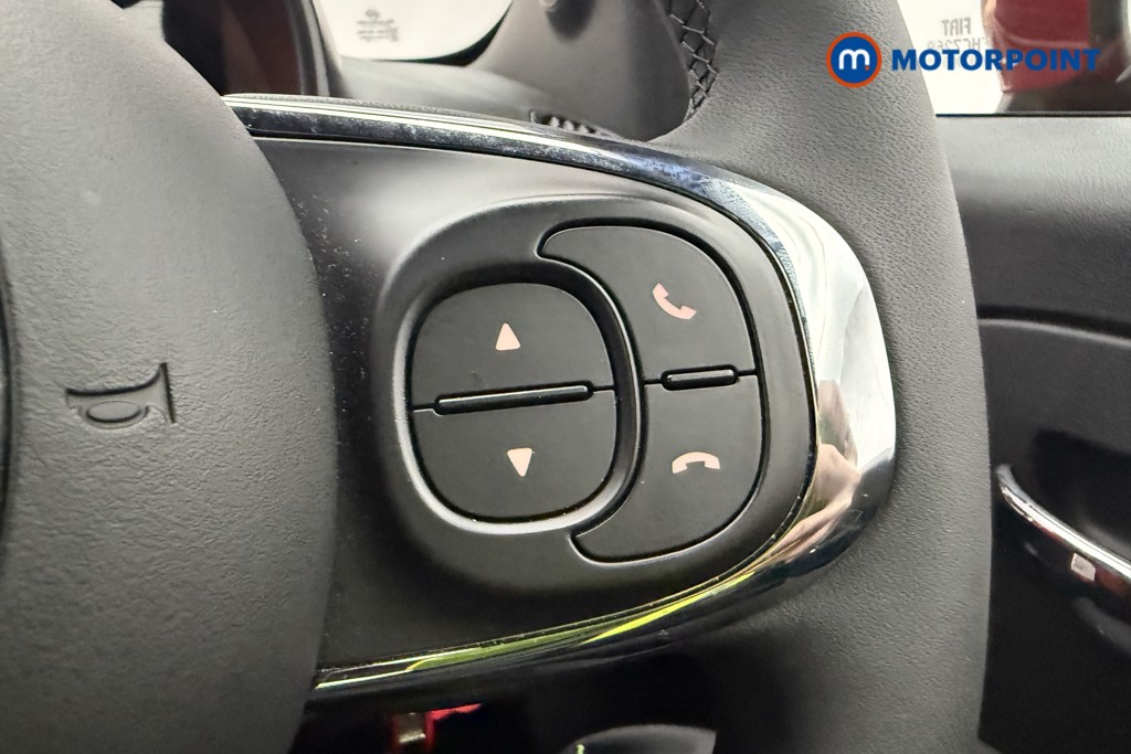 Fiat 500 RED Manual Petrol Convertible - Stock Number (1605554) - 7th supplementary image