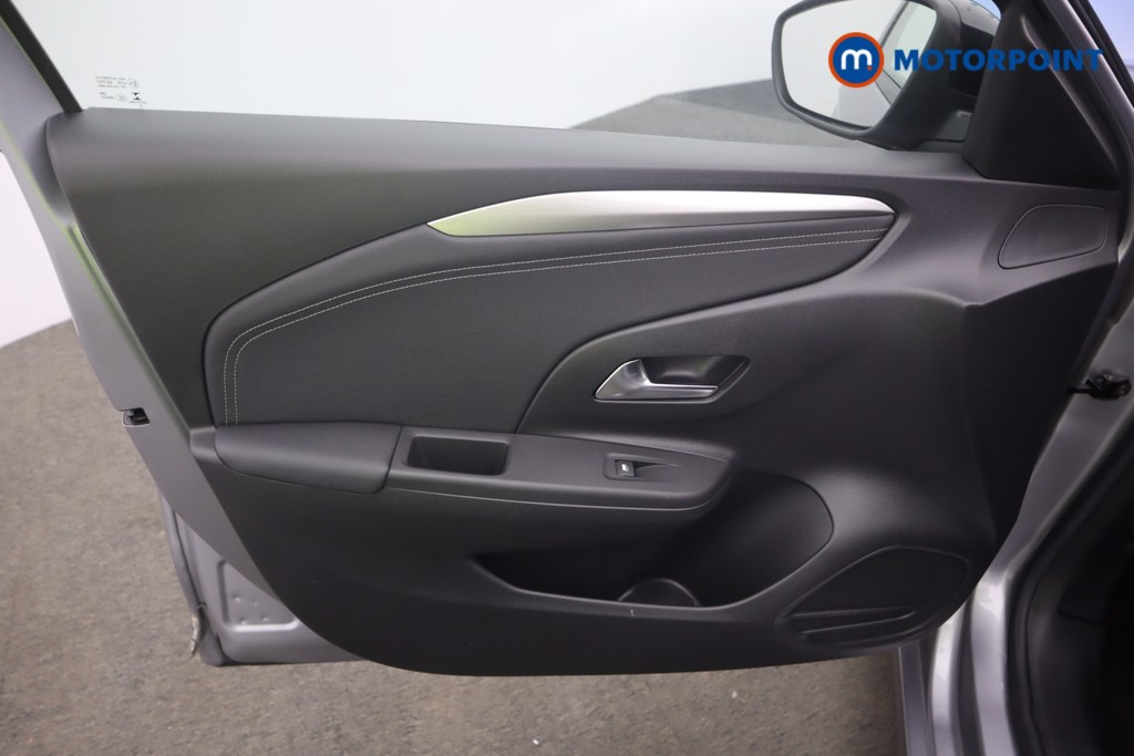 Vauxhall Corsa SRI Manual Petrol Hatchback - Stock Number (1605755) - 27th supplementary image