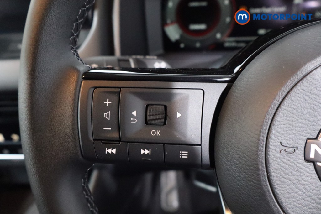 Nissan Qashqai N-Connecta Manual Petrol SUV - Stock Number (1605842) - 7th supplementary image