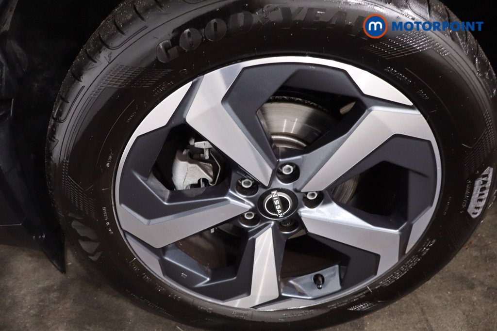 Nissan Qashqai N-Connecta Manual Petrol SUV - Stock Number (1605842) - 12th supplementary image