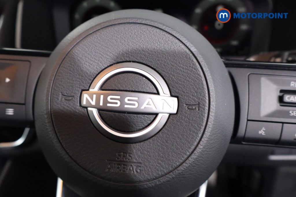 Nissan Qashqai N-Connecta Manual Petrol SUV - Stock Number (1605842) - 13th supplementary image