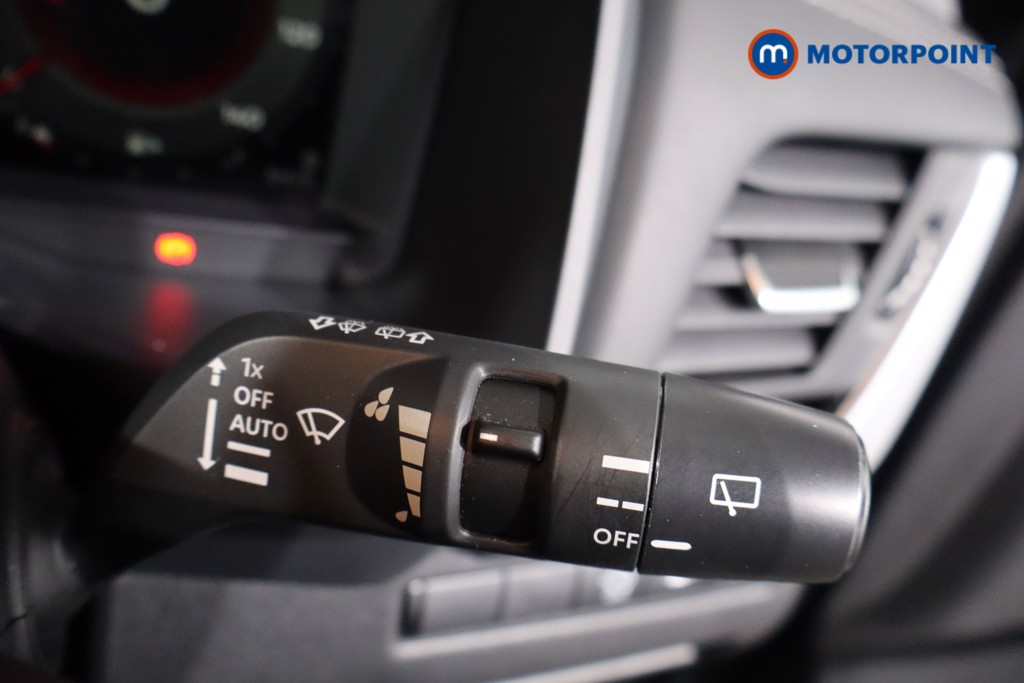 Nissan Qashqai N-Connecta Manual Petrol SUV - Stock Number (1605842) - 15th supplementary image