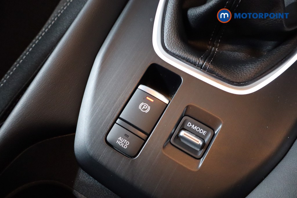 Nissan Qashqai N-Connecta Manual Petrol SUV - Stock Number (1605842) - 20th supplementary image
