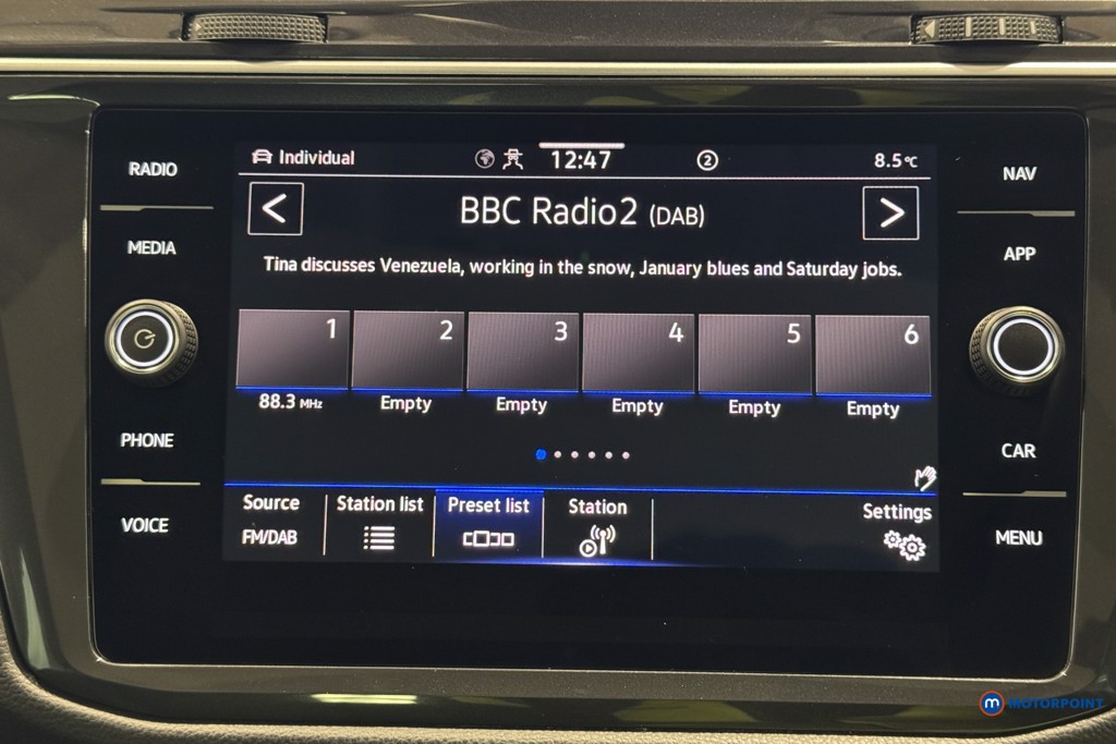 Volkswagen Tiguan Elegance Automatic Petrol SUV - Stock Number (1606309) - 15th supplementary image