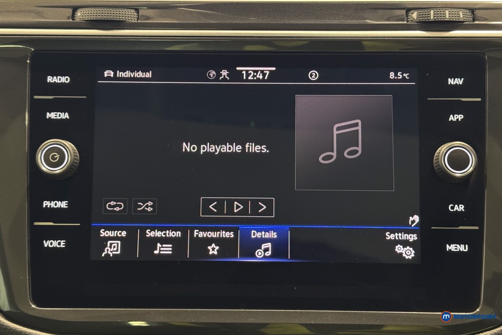 Volkswagen Tiguan Elegance Automatic Petrol SUV - Stock Number (1606309) - 16th supplementary image