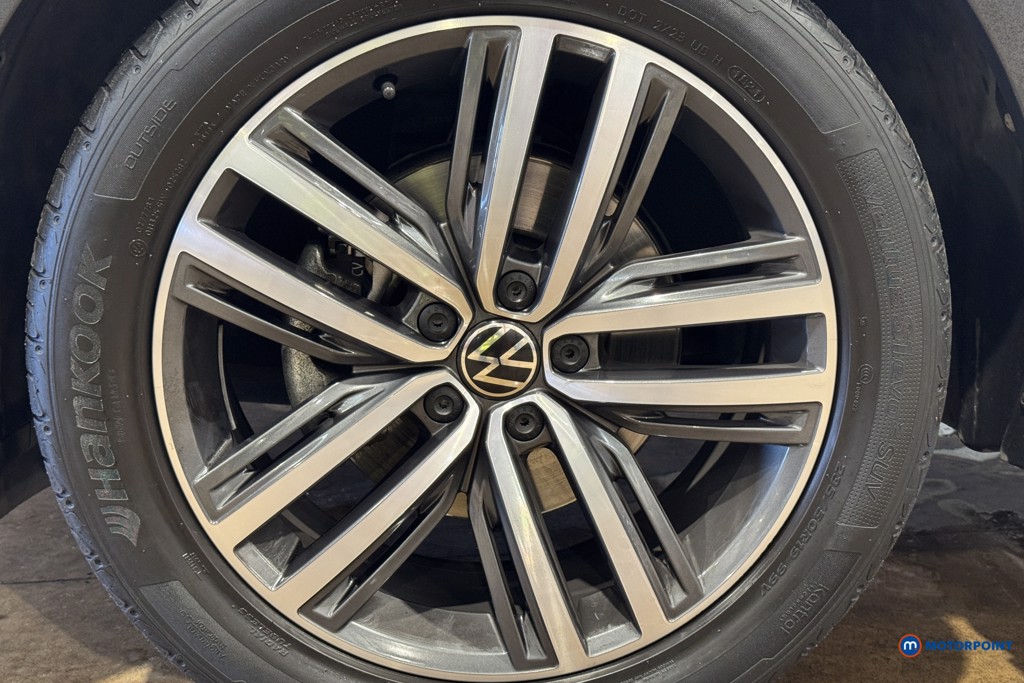 Volkswagen Tiguan Elegance Automatic Petrol SUV - Stock Number (1606309) - 32nd supplementary image