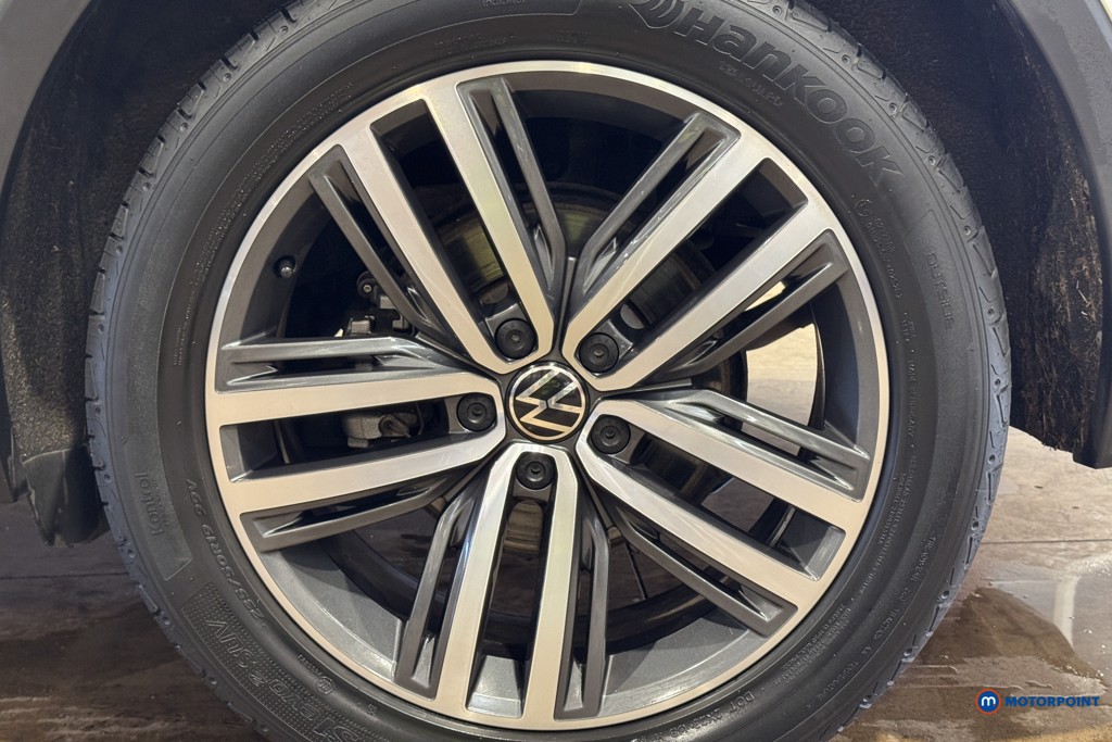 Volkswagen Tiguan Elegance Automatic Petrol SUV - Stock Number (1606309) - 33rd supplementary image