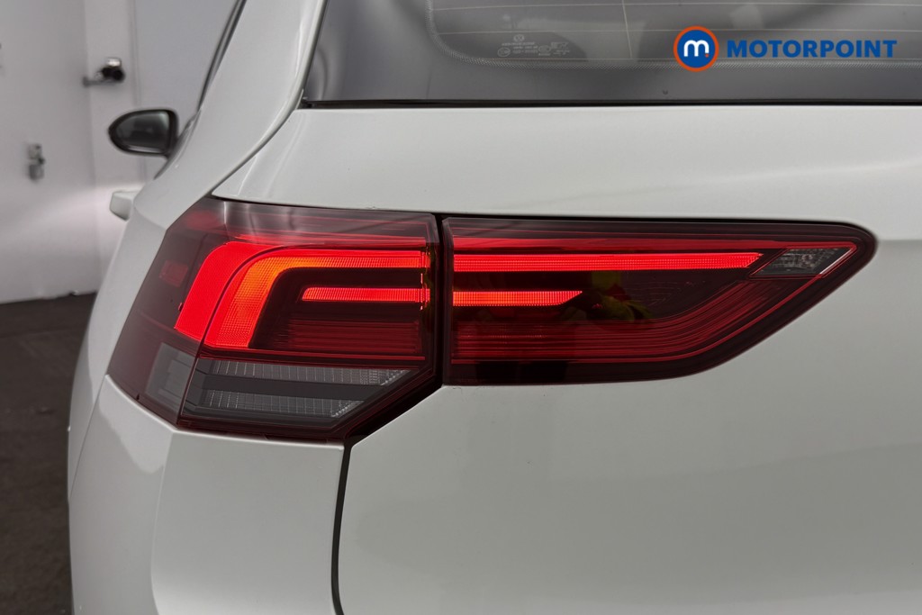 Volkswagen Golf Life Manual Petrol Hatchback - Stock Number (1577072) - 38th supplementary image