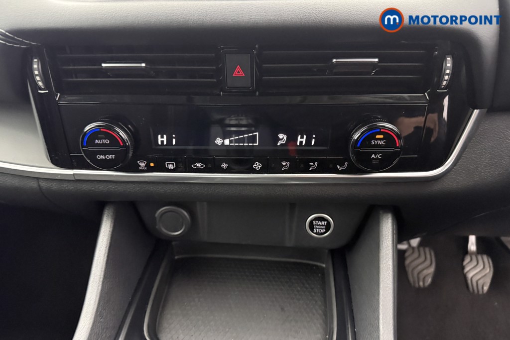 Nissan Qashqai Acenta Premium Manual Petrol SUV - Stock Number (1577560) - 8th supplementary image