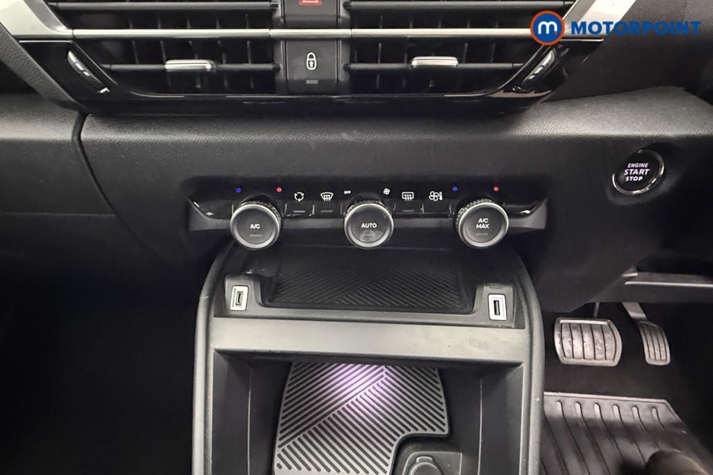 Citroen C4 Shine Automatic Electric Hatchback - Stock Number (1589532) - 11th supplementary image