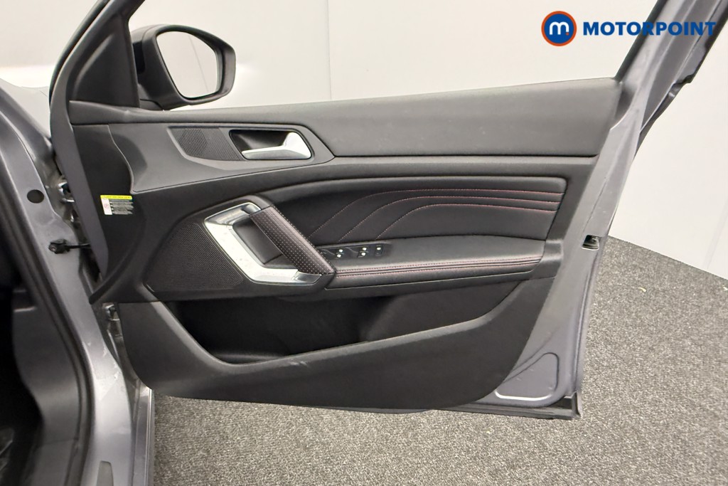 Peugeot 308 Gt Line Manual Diesel Hatchback - Stock Number (1591201) - 16th supplementary image