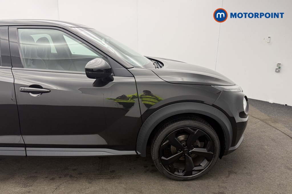 Nissan Juke Tekna Manual Petrol SUV - Stock Number (1593888) - 9th supplementary image