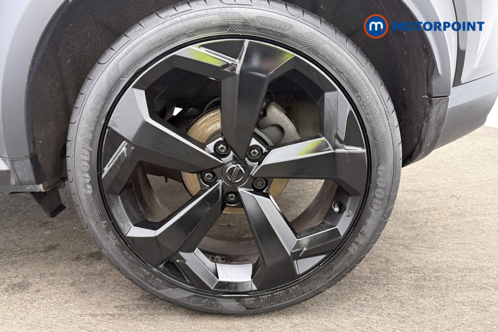 Nissan Juke Tekna Manual Petrol SUV - Stock Number (1593888) - 13th supplementary image