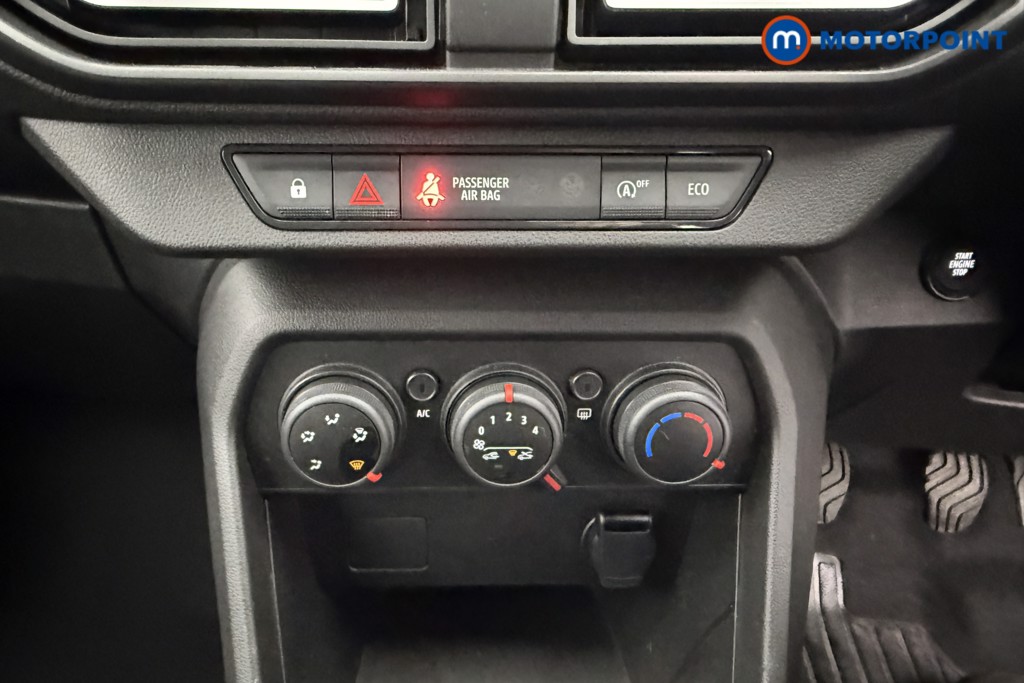 Dacia Sandero Expression Manual Petrol Hatchback - Stock Number (1595091) - 9th supplementary image