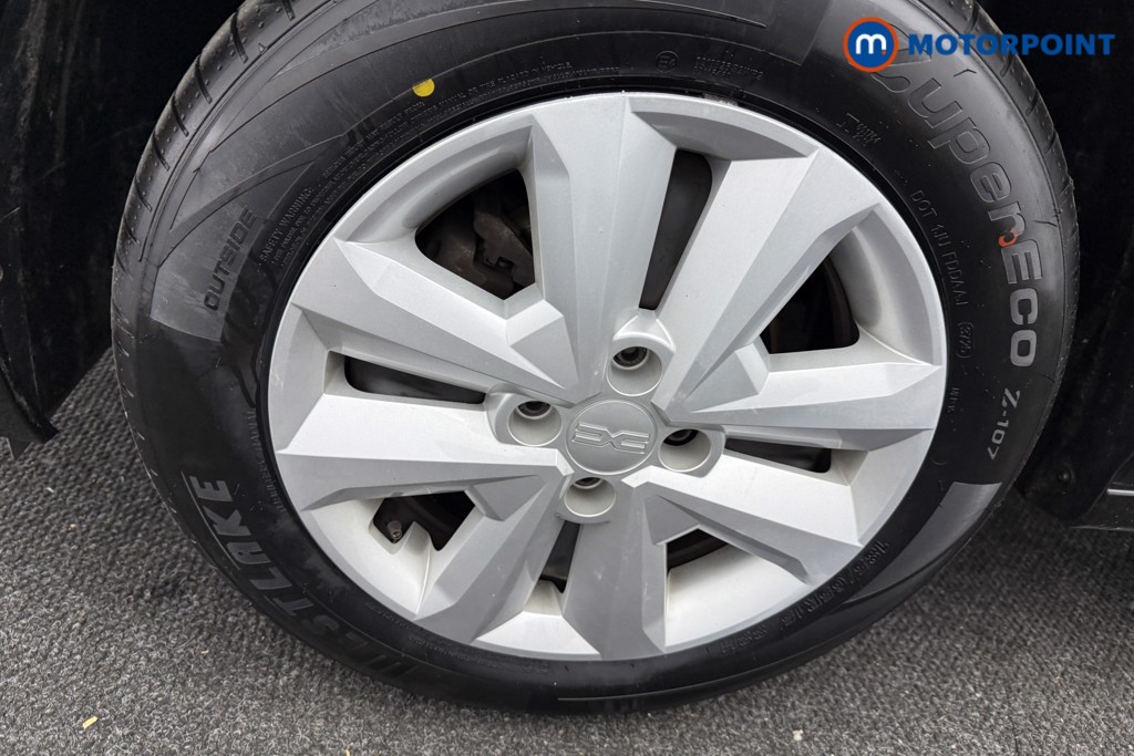 Dacia Sandero Expression Manual Petrol Hatchback - Stock Number (1595096) - 25th supplementary image