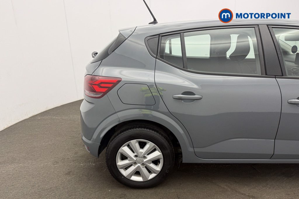 Dacia Sandero Expression Manual Petrol Hatchback - Stock Number (1595100) - 8th supplementary image