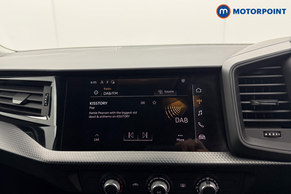 Audi A1 Technik Manual Petrol Hatchback - Stock Number (1596198) - 5th supplementary image