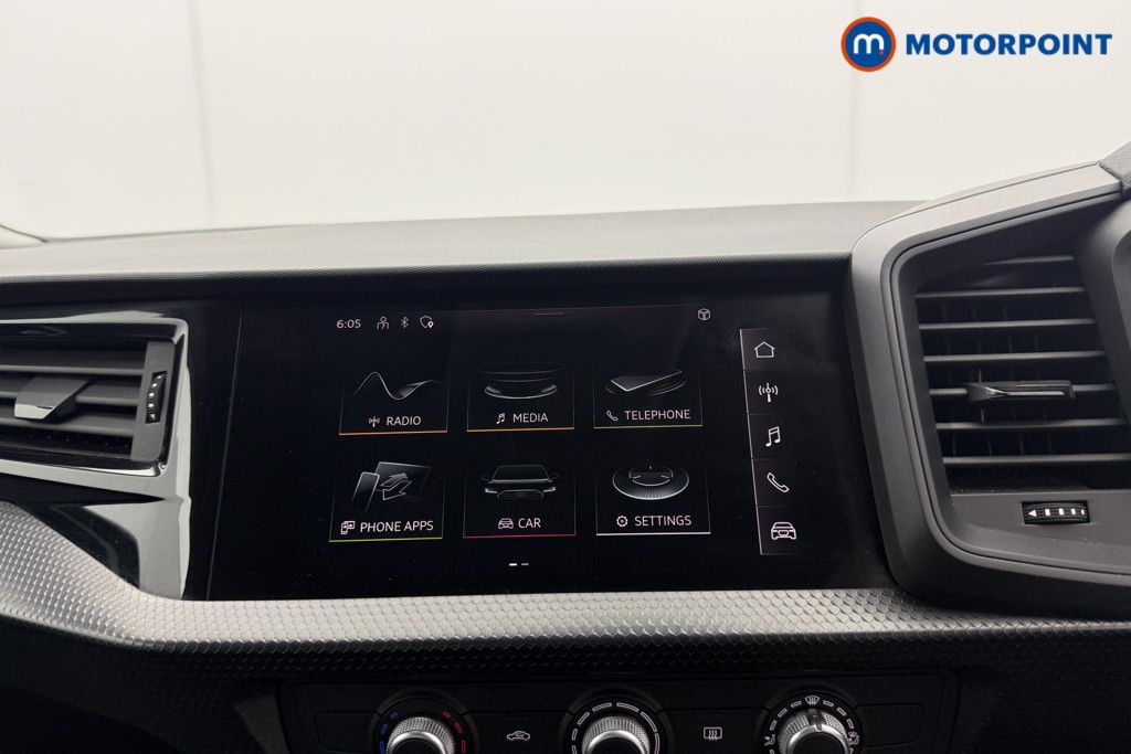 Audi A1 Technik Manual Petrol Hatchback - Stock Number (1596198) - 9th supplementary image