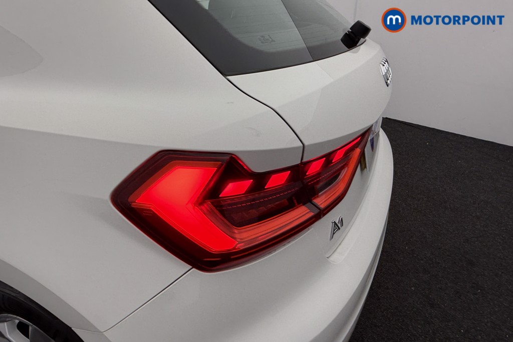 Audi A1 Technik Manual Petrol Hatchback - Stock Number (1596198) - 23rd supplementary image