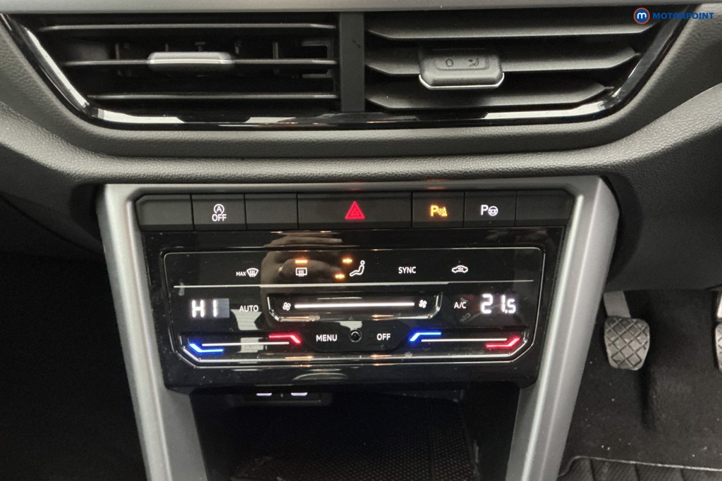 Volkswagen T-Roc Life Manual Petrol SUV - Stock Number (1596477) - 20th supplementary image
