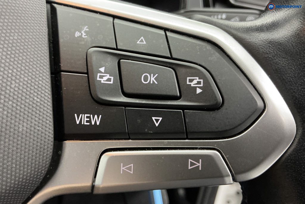 Volkswagen T-Roc Life Manual Petrol SUV - Stock Number (1596477) - 24th supplementary image