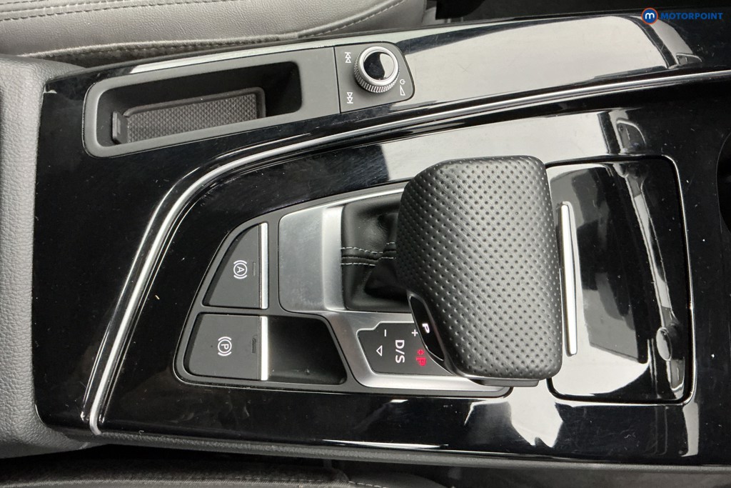 Audi A4 Black Edition Automatic Petrol Estate - Stock Number (1597376) - 18th supplementary image