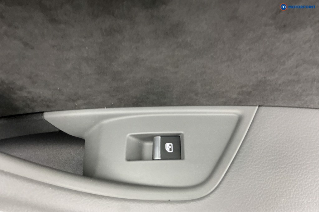 Audi A4 Black Edition Automatic Petrol Estate - Stock Number (1597376) - 30th supplementary image