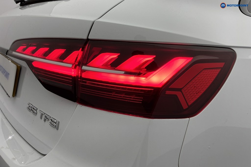 Audi A4 Black Edition Automatic Petrol Estate - Stock Number (1597376) - 36th supplementary image