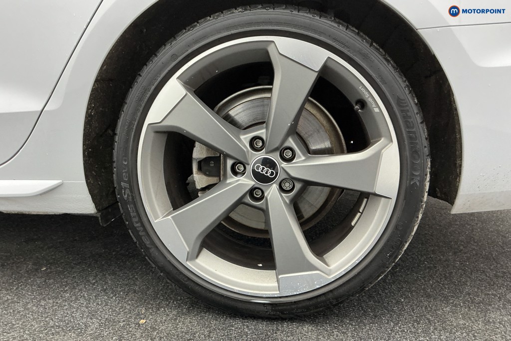 Audi A4 Black Edition Automatic Petrol Estate - Stock Number (1597376) - 39th supplementary image