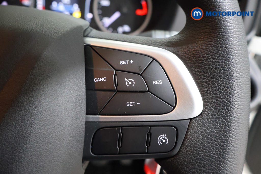 Iveco Daily Business Manual Diesel High Volume-High Roof Van - Stock Number (1597442) - 3rd supplementary image