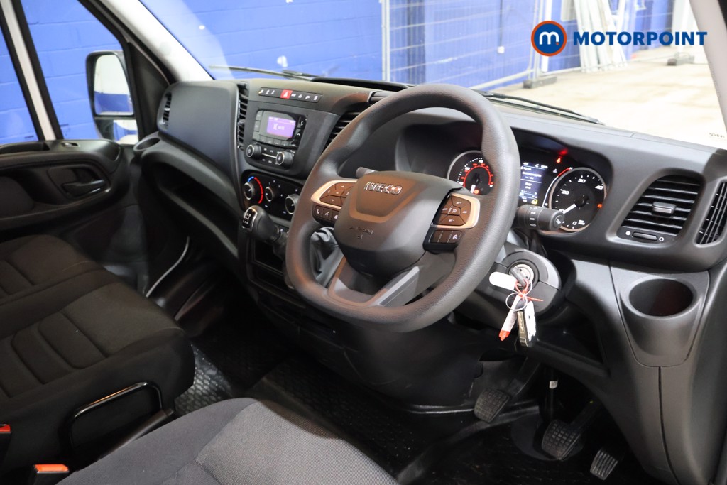 Iveco Daily Business Manual Diesel High Volume-High Roof Van - Stock Number (1597442) - 11th supplementary image