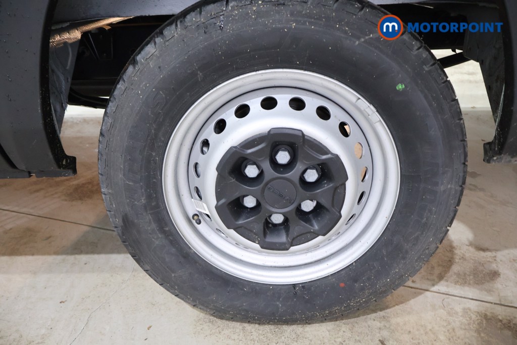 Iveco Daily Business Manual Diesel High Volume-High Roof Van - Stock Number (1597442) - 21st supplementary image