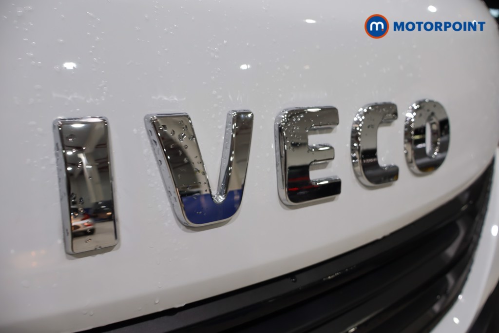 Iveco Daily Business Manual Diesel High Volume-High Roof Van - Stock Number (1597442) - 29th supplementary image