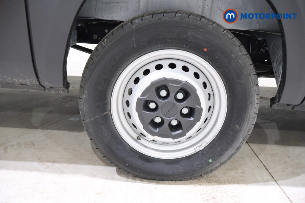 Iveco Daily Business Manual Diesel Extra High Roof - Stock Number (1597478) - 16th supplementary image