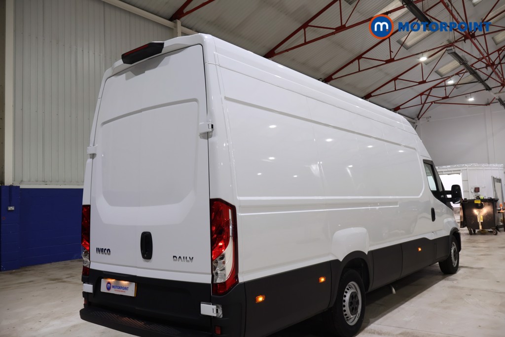Iveco Daily Business Manual Diesel Extra High Roof - Stock Number (1597478) - Passenger side rear corner