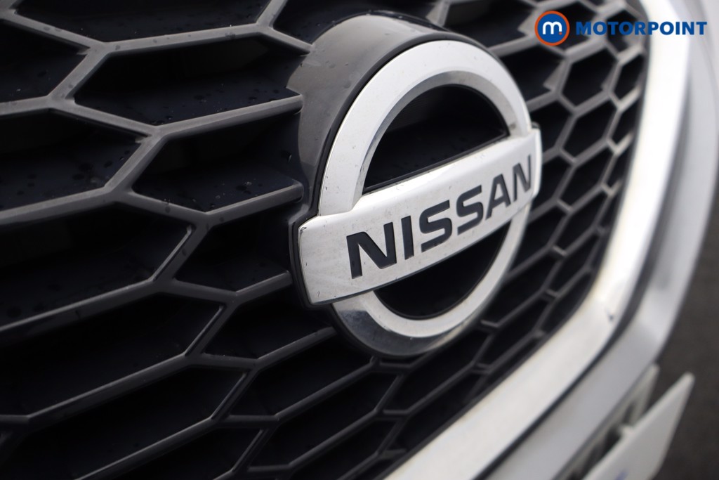 Nissan Juke N-Connecta Manual Petrol SUV - Stock Number (1597695) - 27th supplementary image