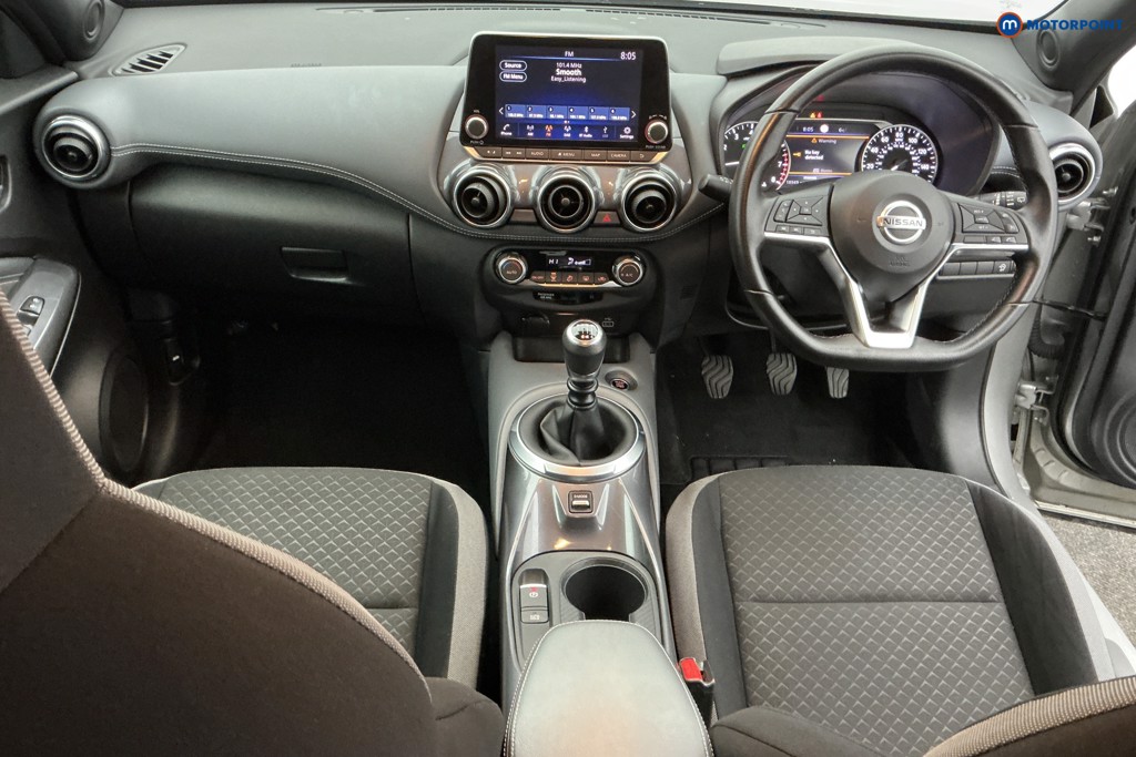Nissan Juke N-Connecta Manual Petrol SUV - Stock Number (1598200) - 12th supplementary image