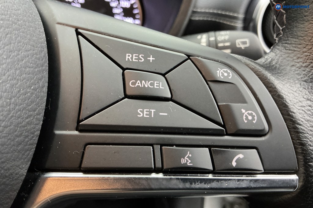 Nissan Juke N-Connecta Manual Petrol SUV - Stock Number (1598200) - 24th supplementary image