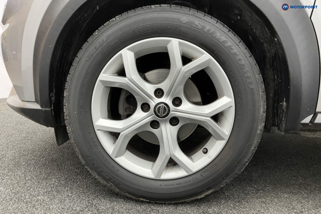 Nissan Juke N-Connecta Manual Petrol SUV - Stock Number (1598200) - 40th supplementary image