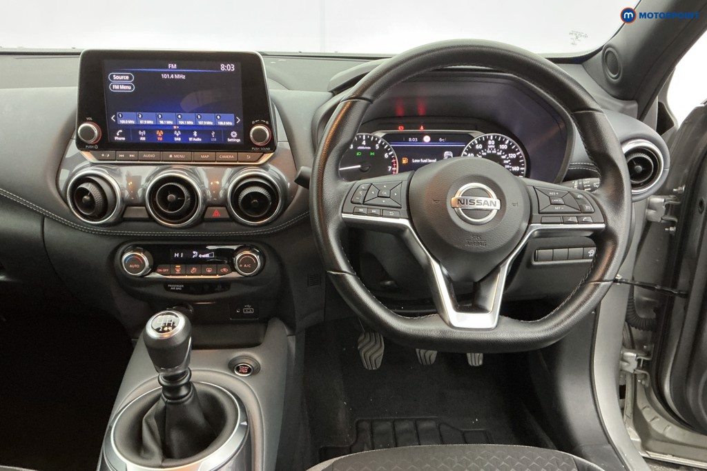 Nissan Juke N-Connecta Manual Petrol SUV - Stock Number (1598200) - 1st supplementary image