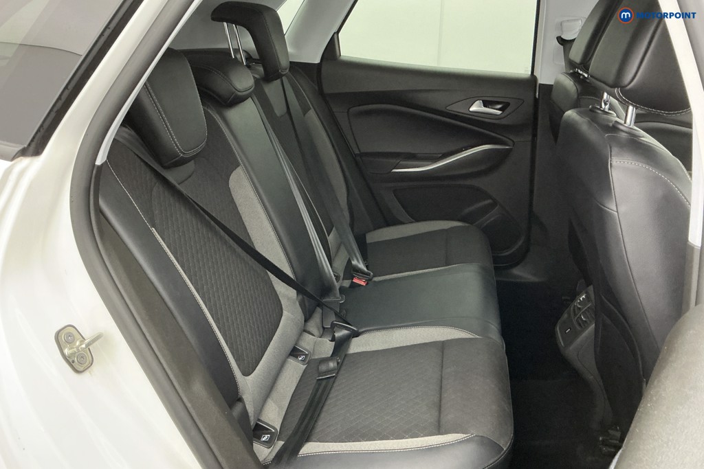 Vauxhall Grandland Gs Line Manual Petrol SUV - Stock Number (1598222) - 5th supplementary image