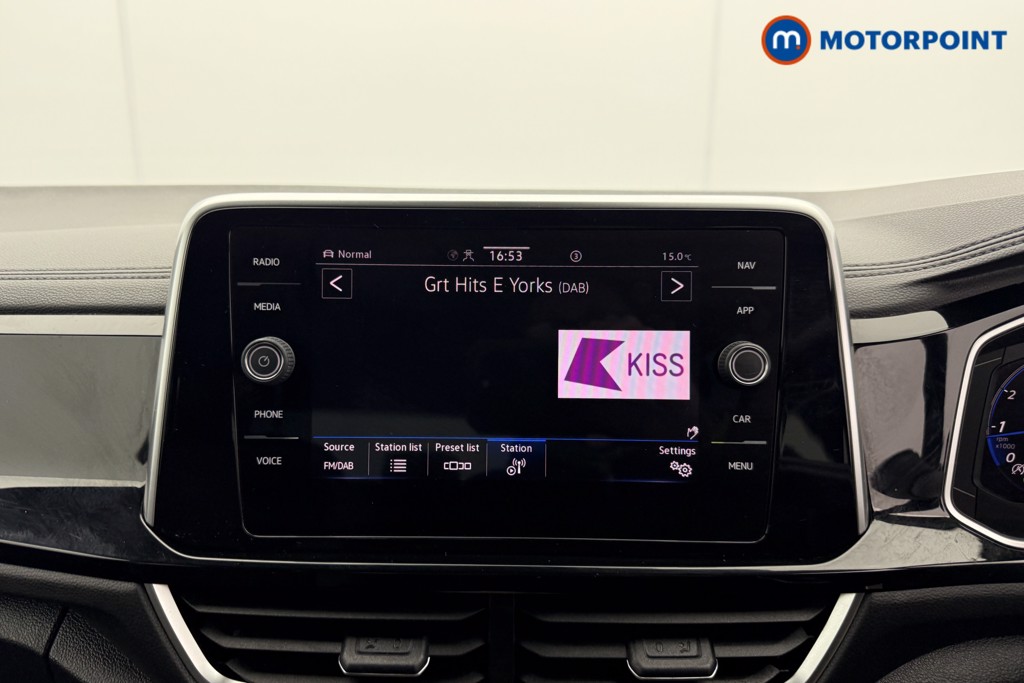 Volkswagen T-Roc R-Line Automatic Petrol SUV - Stock Number (1599327) - 6th supplementary image